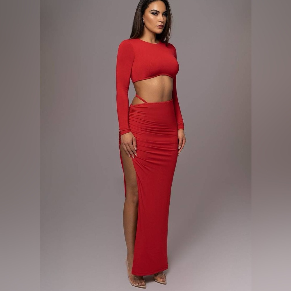 NWT JLUXLABEL Red Long Sleeve Crop Top and Skirt Set